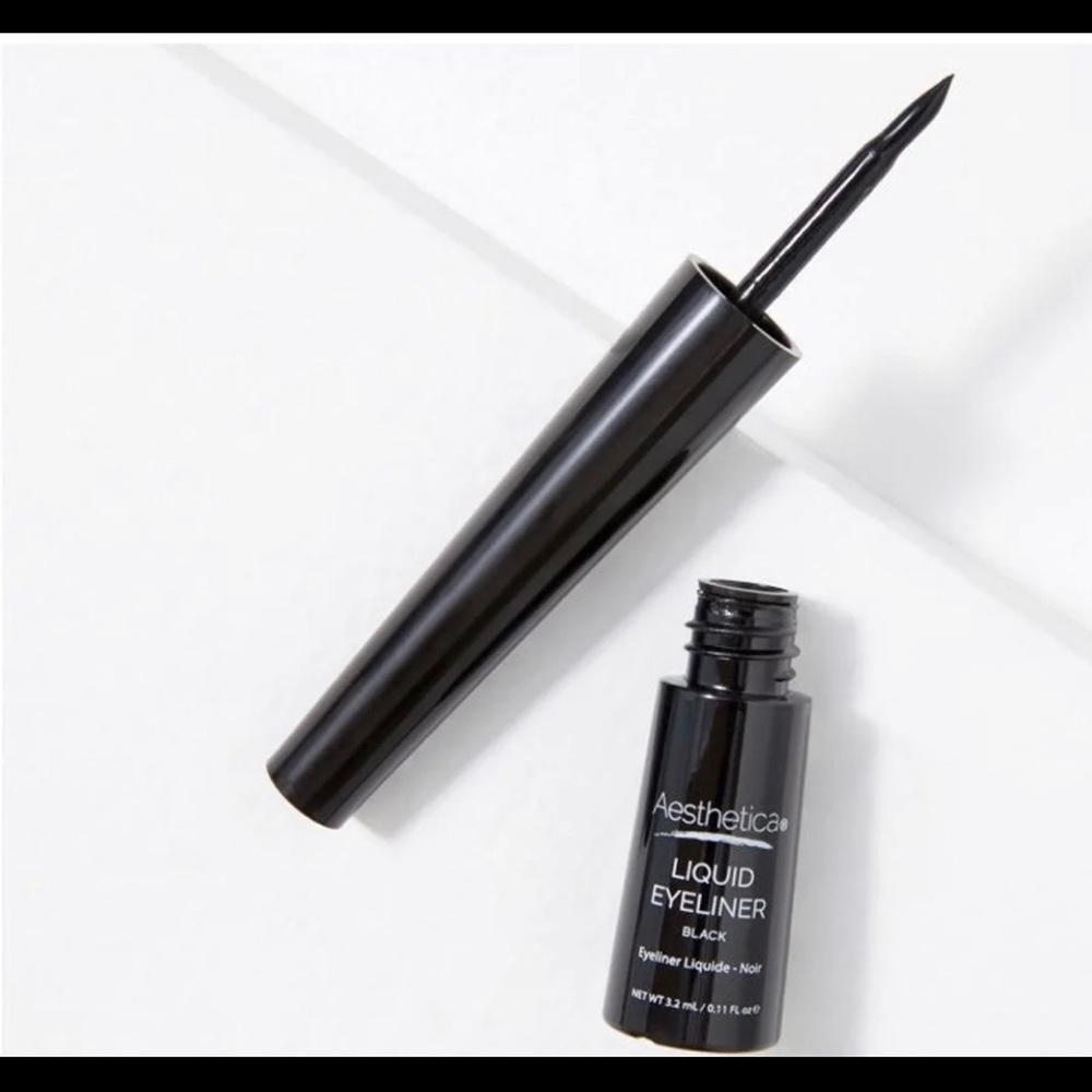 Aesthetica Liquid Eyeliner - Black